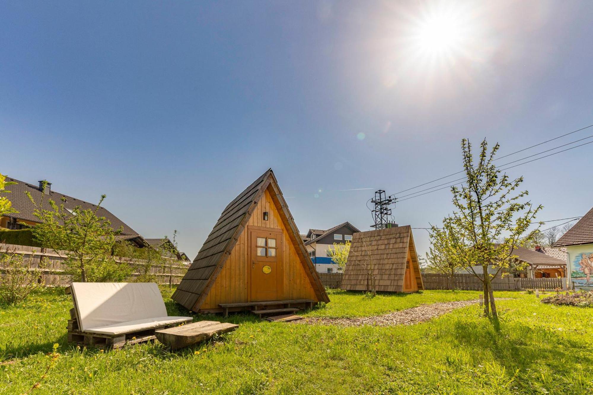Glamping Mohorjev Grunt Hotel Preddvor Exterior foto