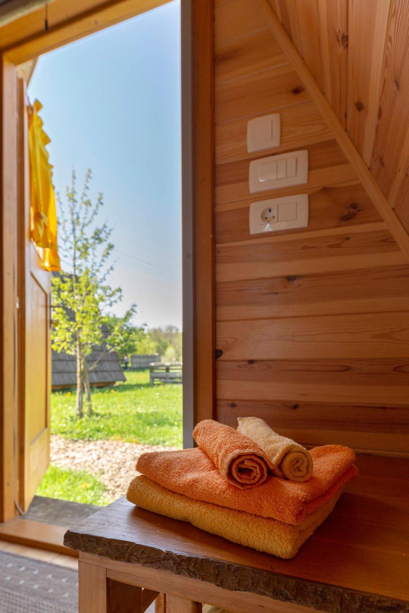 Glamping Mohorjev Grunt Hotel Preddvor Exterior foto